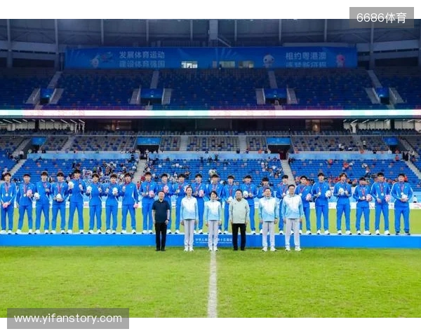 半场战报：曼联1-0热刺，姆伯莫破门，阿马德送助攻